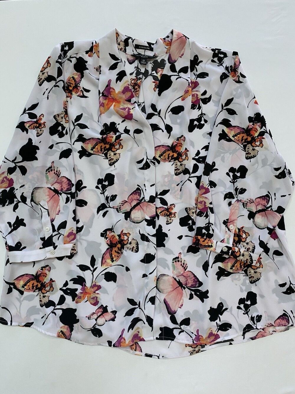 Investments Woman 2X Butterfly Print Blouse Top White V-Neck Roll Tab Sleeve